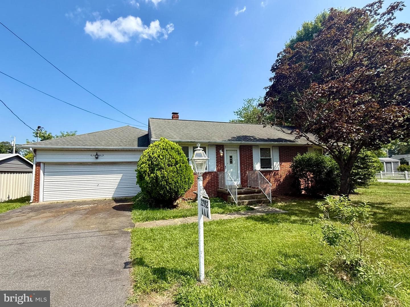 22332 Cedar Street photo 4