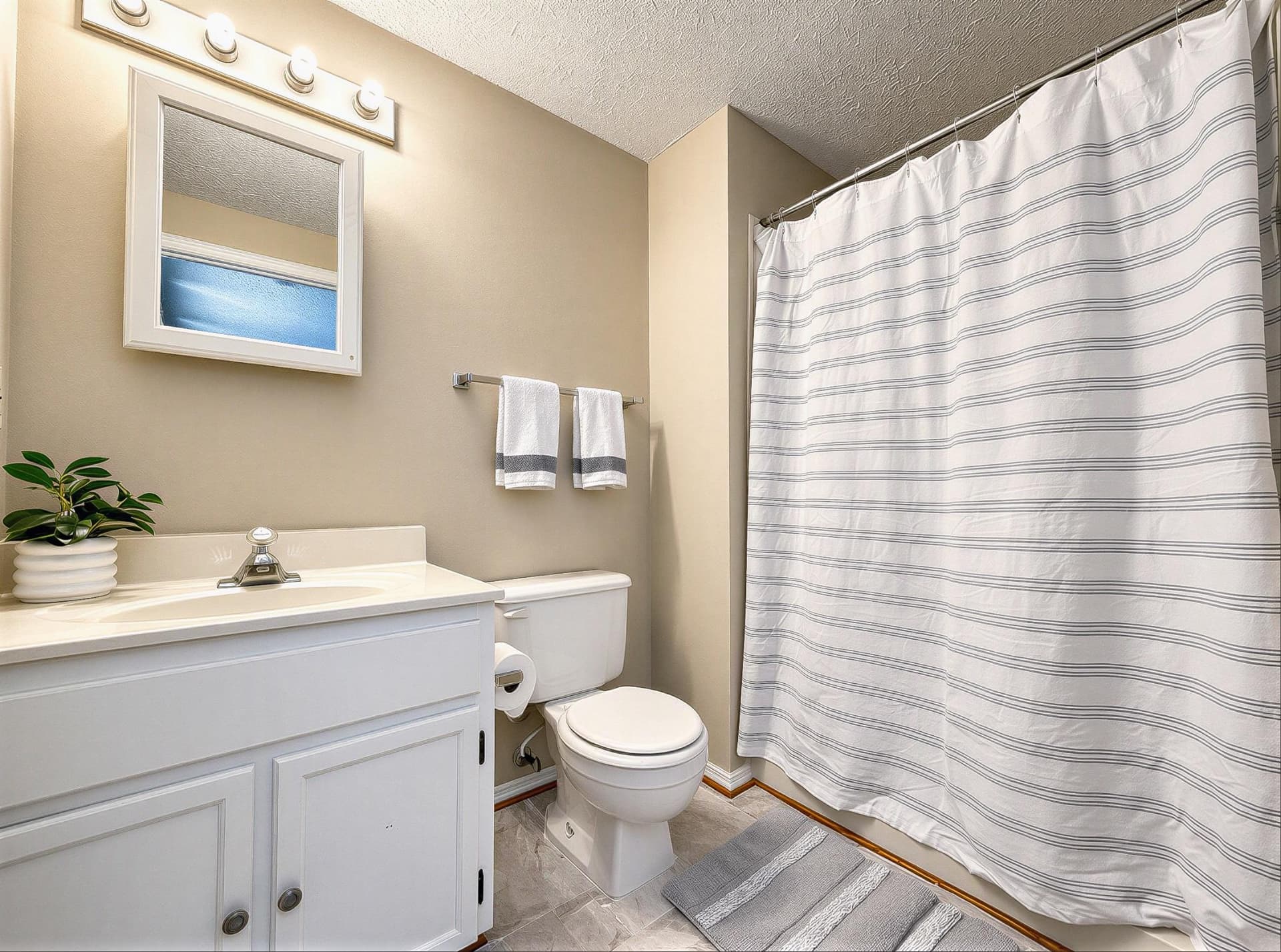 20811 Harlequin Lane photo 18