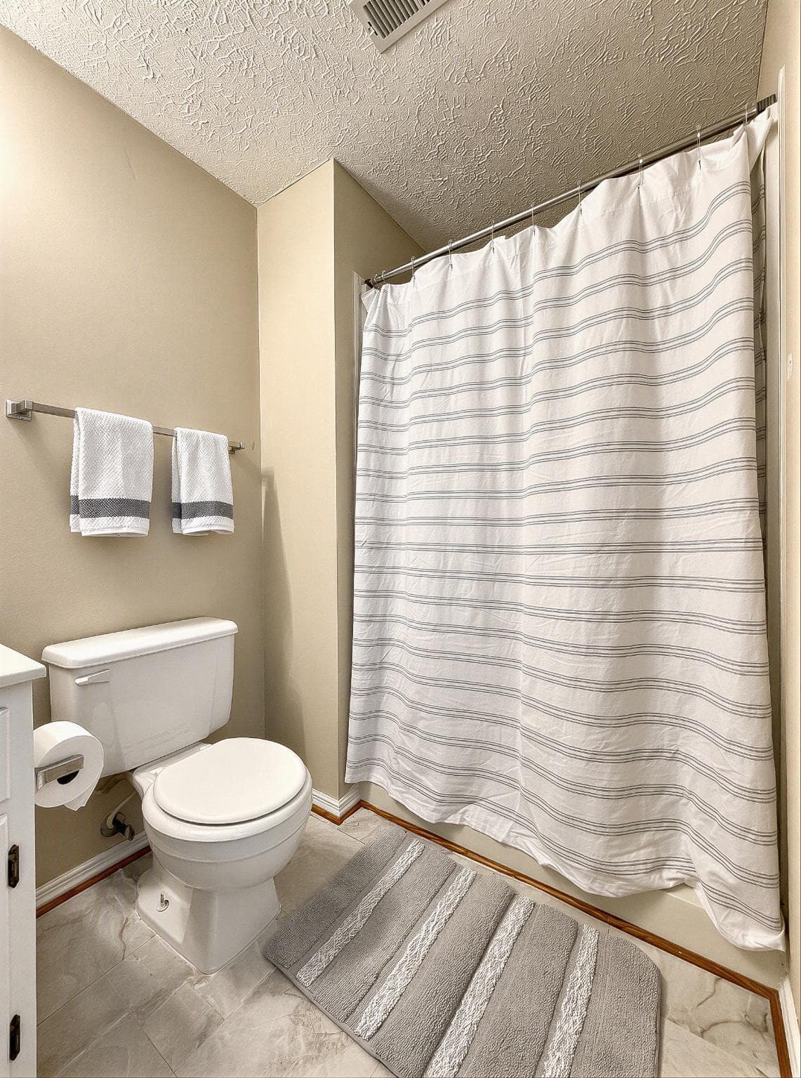 20811 Harlequin Lane photo 19