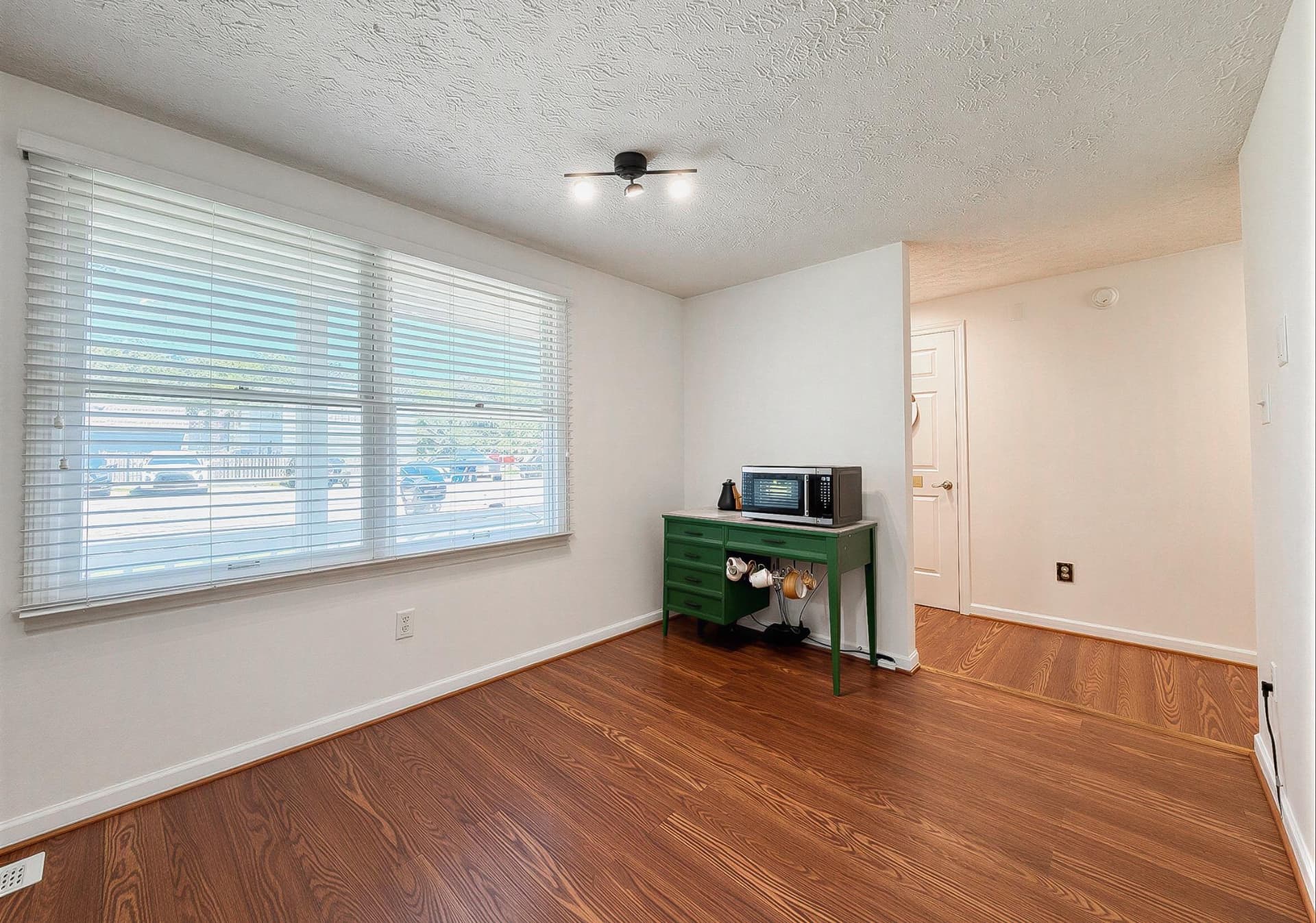 20811 Harlequin Lane photo 8