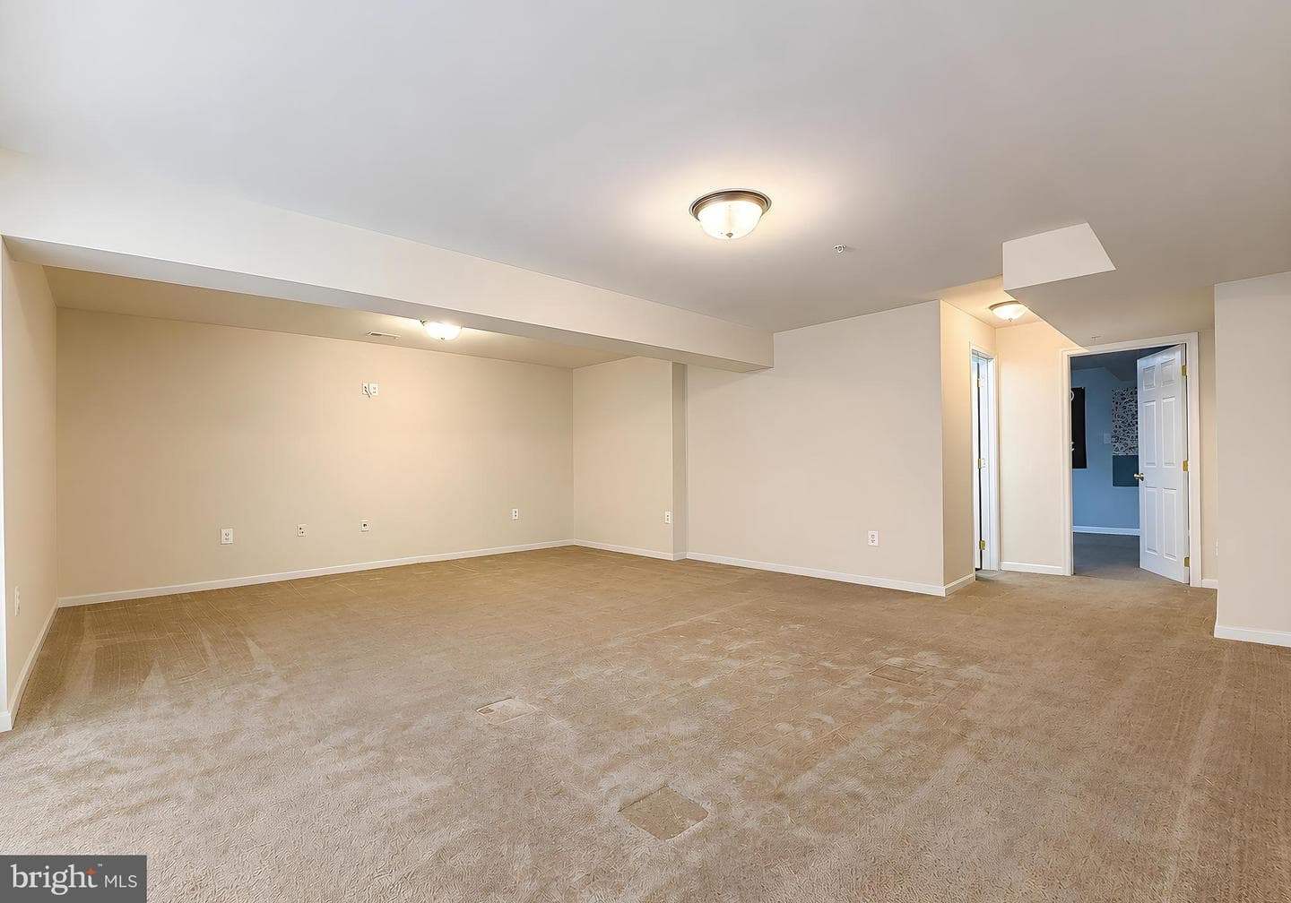 21395 Fairwood Court photo 45