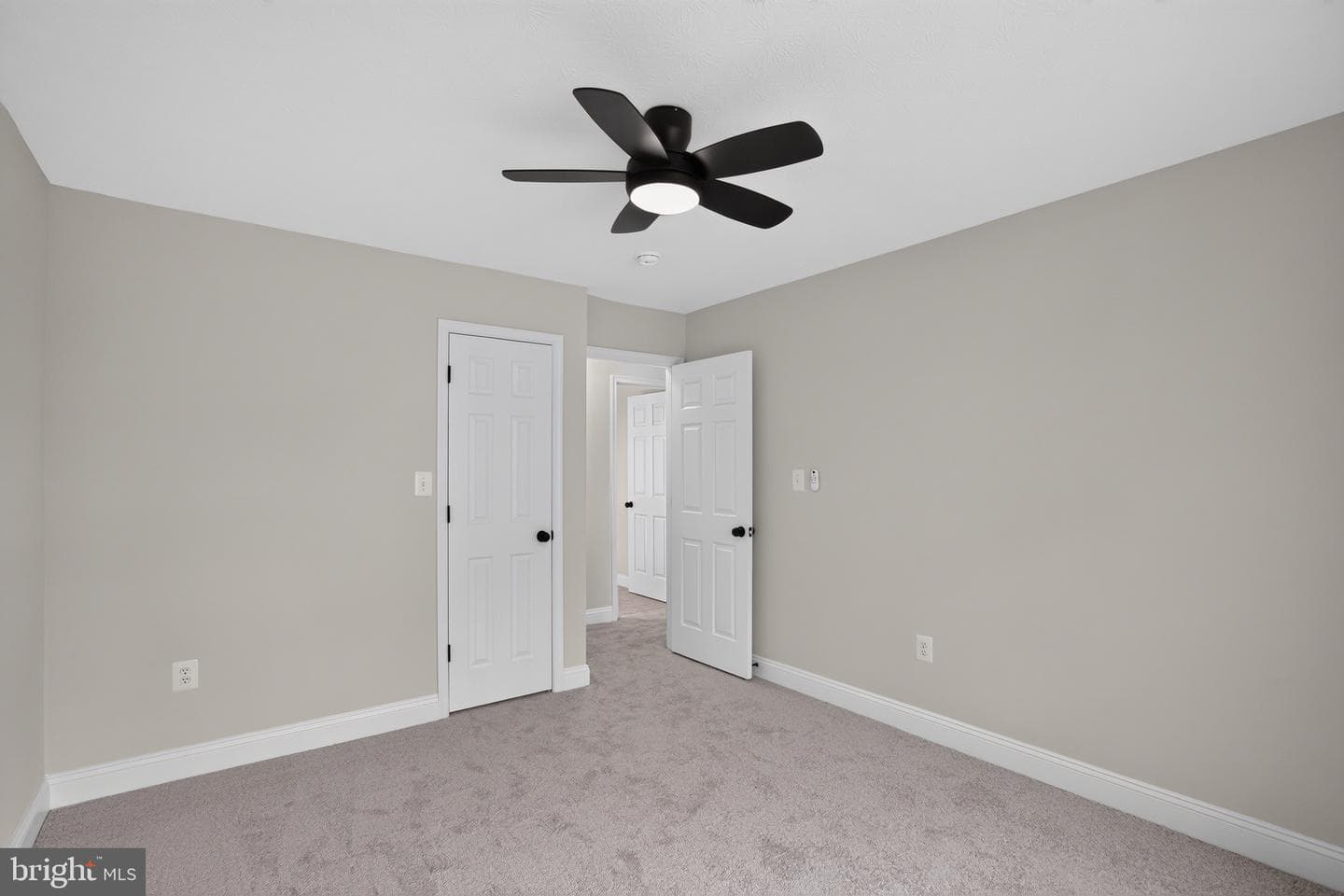 18321 Chestnut Street photo 22