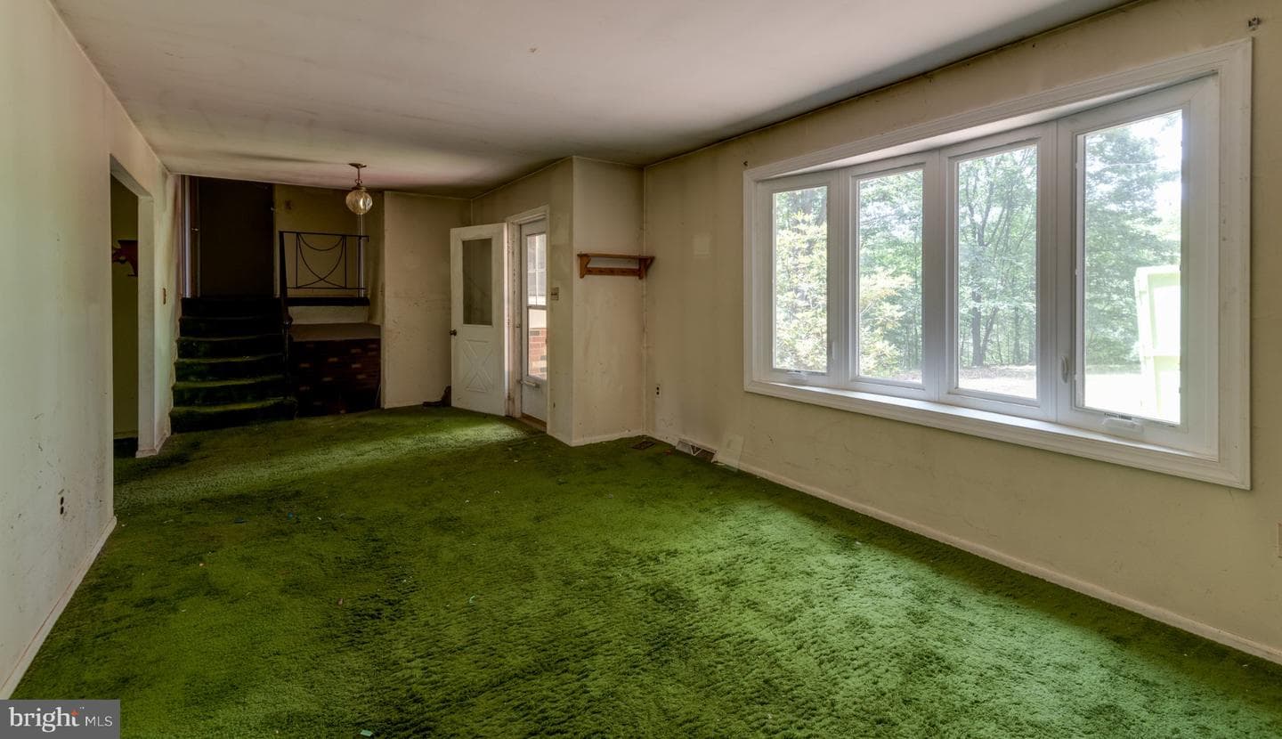 37745 Asher Road photo 7