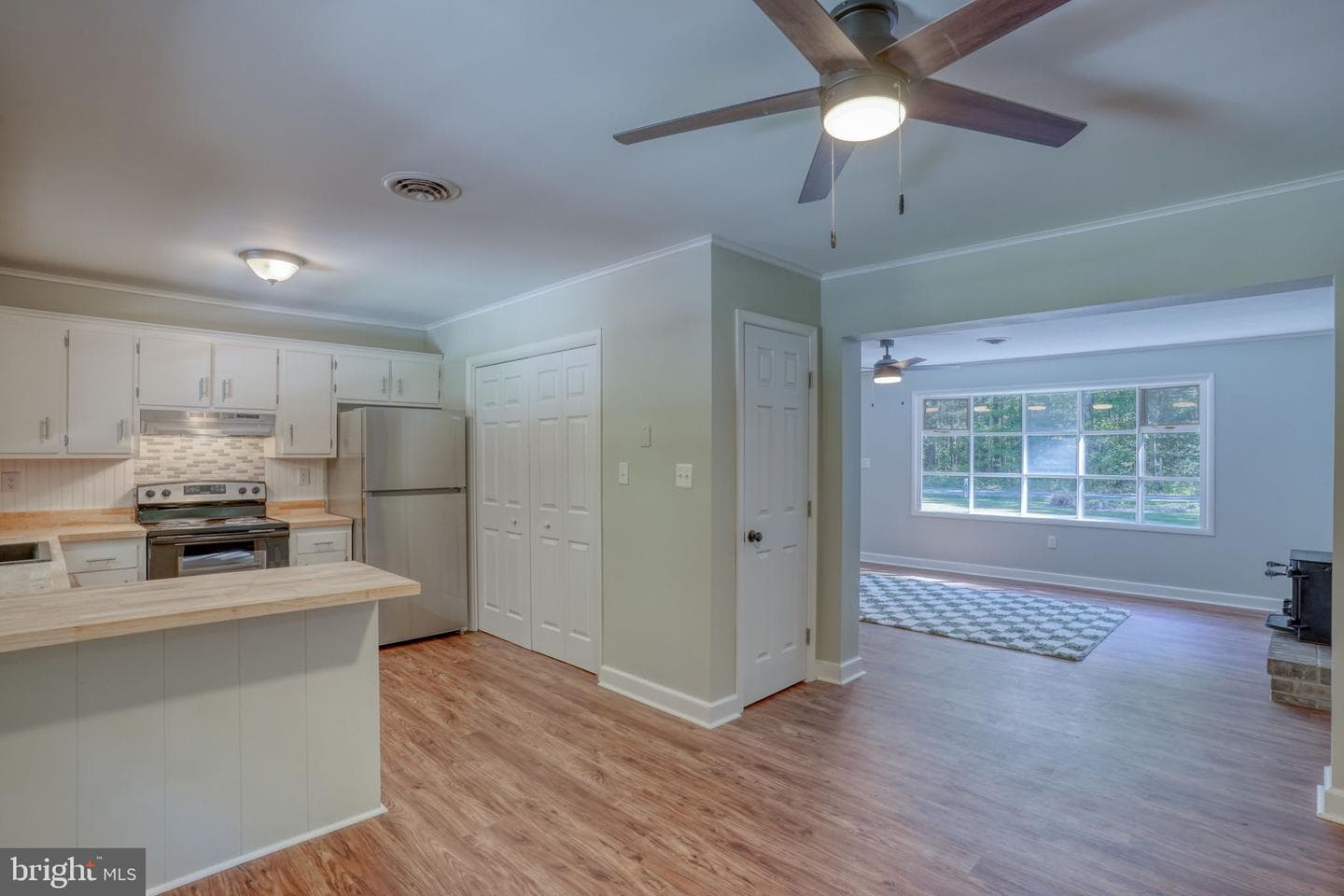4570 Evergreen Road photo 16