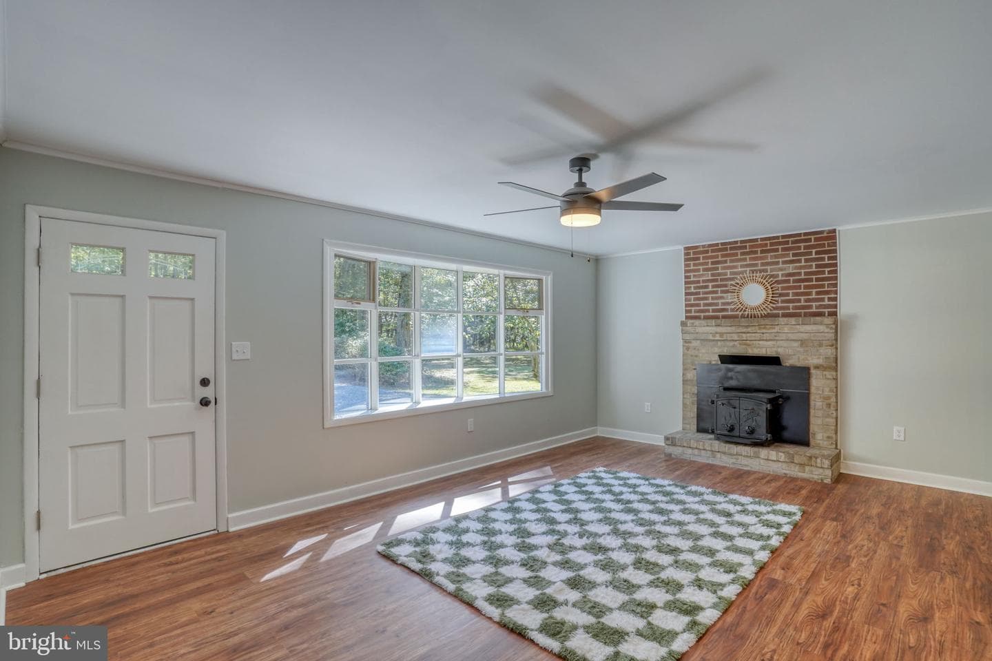 4570 Evergreen Road photo 18