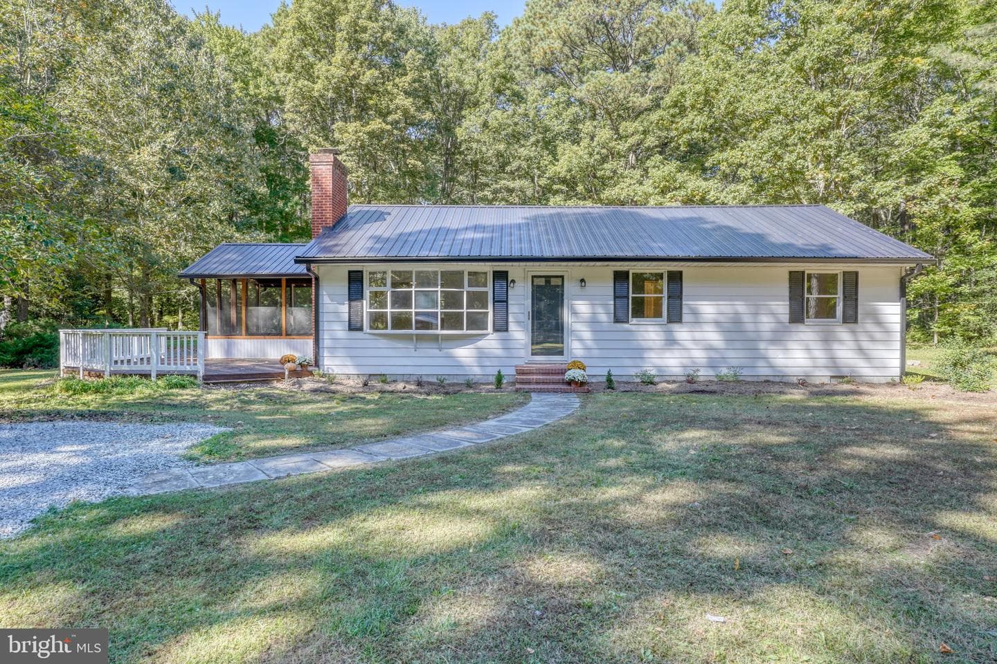 4570 Evergreen Road photo 2