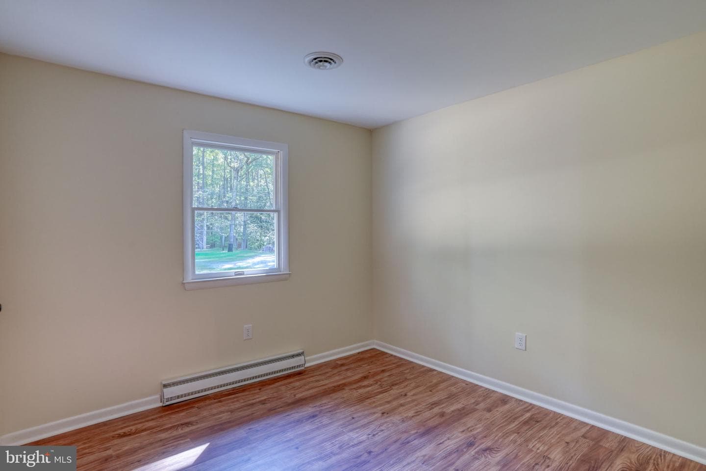 4570 Evergreen Road photo 20