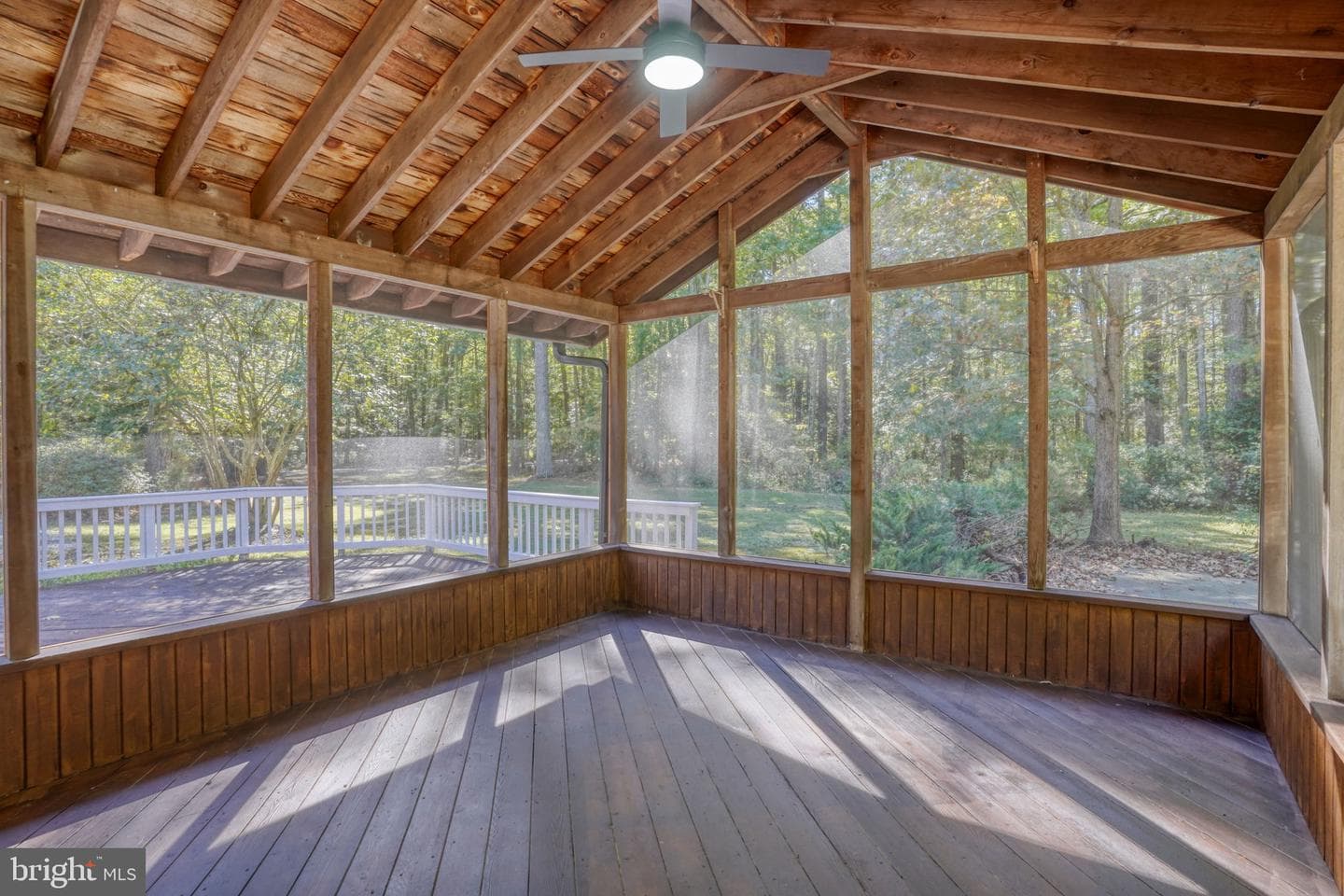 4570 Evergreen Road photo 27