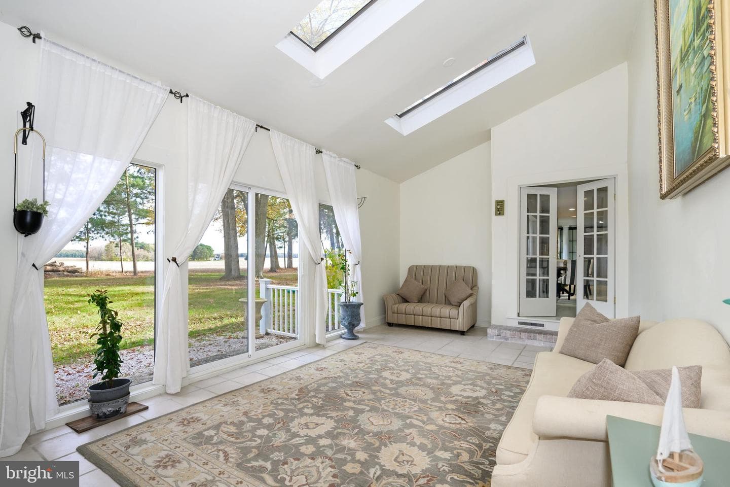 2669 Ocean Gateway photo 20
