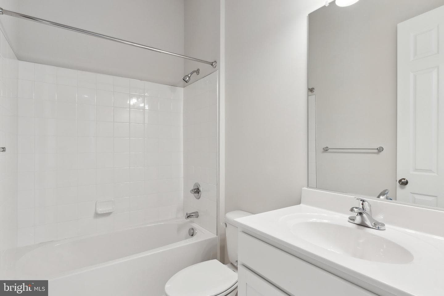 1009 Champlain Court photo 24