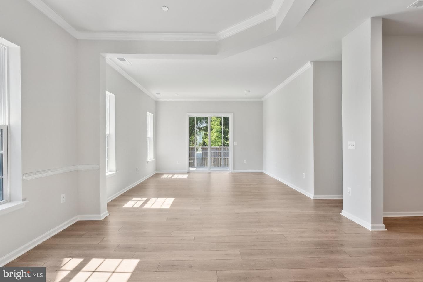 1009 Champlain Court photo 28