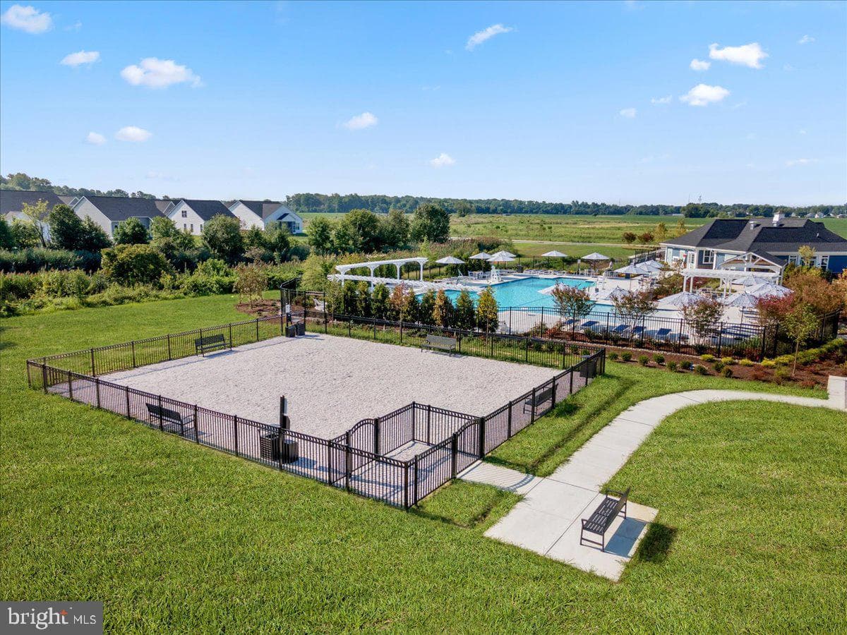 1009 Champlain Court photo 55