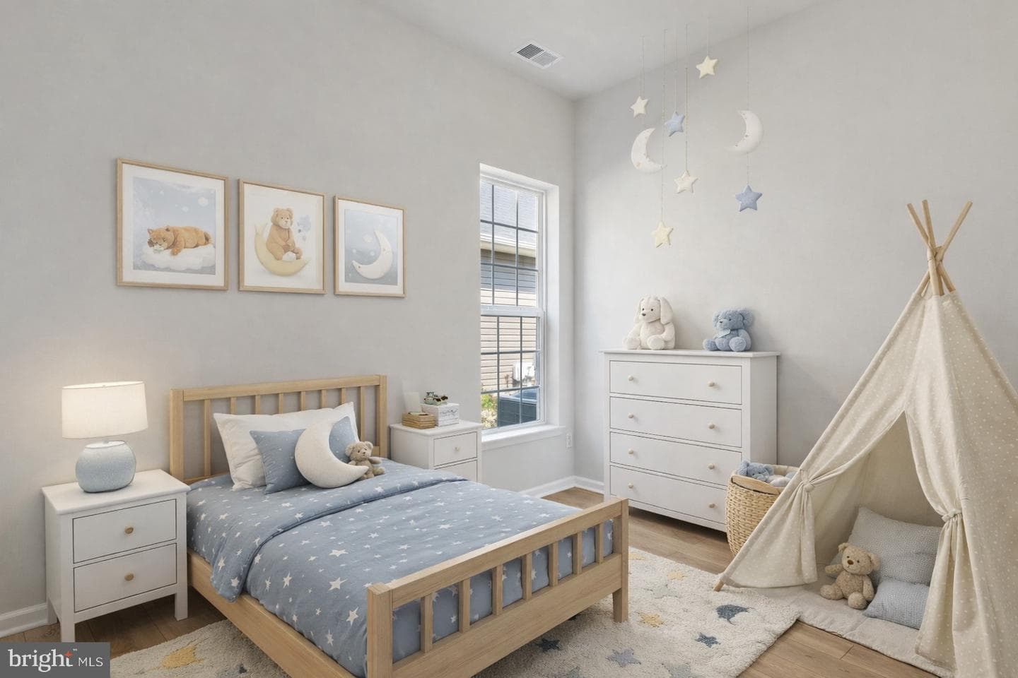 1009 Champlain Court photo 6