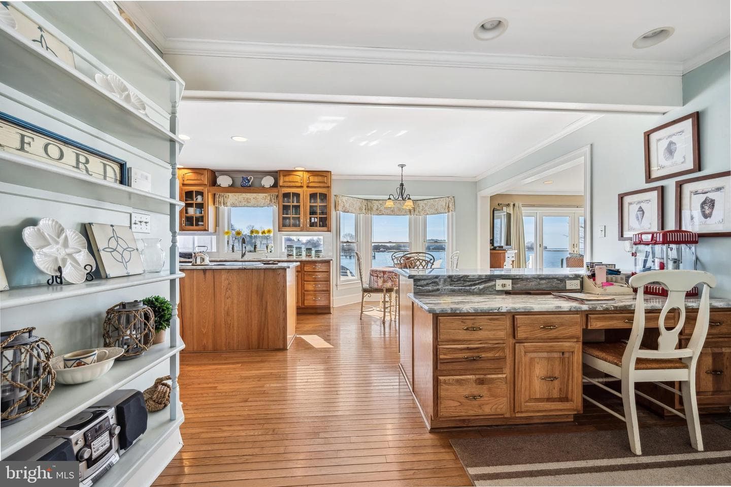 115 W Pier Street photo 12
