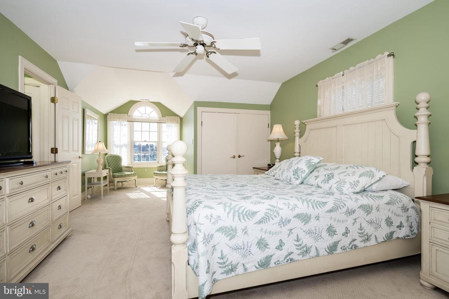 115 W Pier Street photo 42