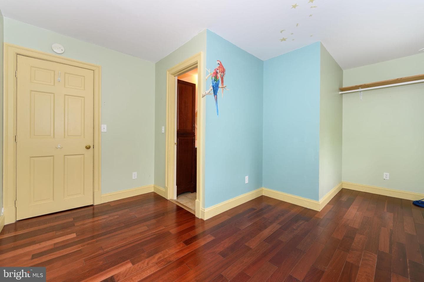 110 N Morris Street photo 58