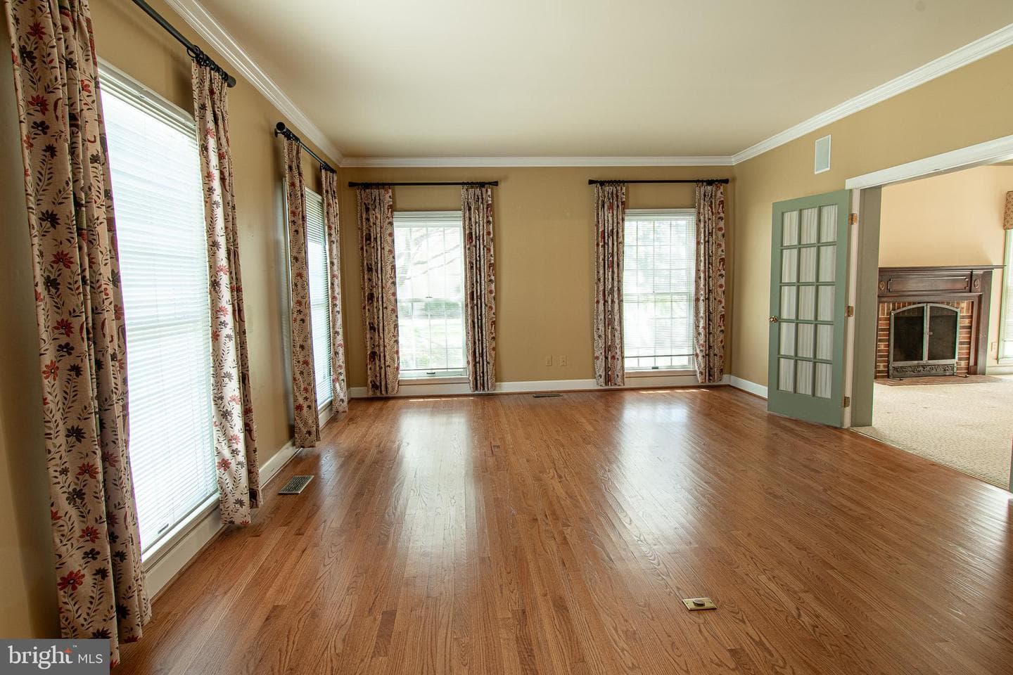 31 Londonderry Drive photo 8
