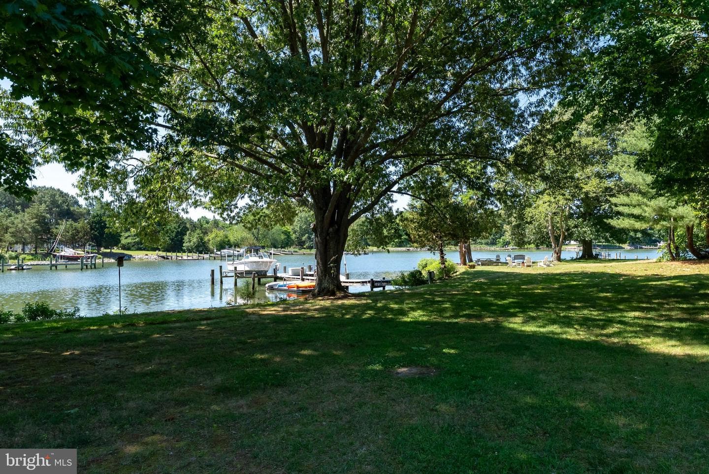 7272 Waverly Island Road photo 13