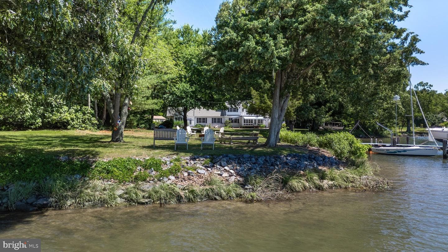 7272 Waverly Island Road photo 52