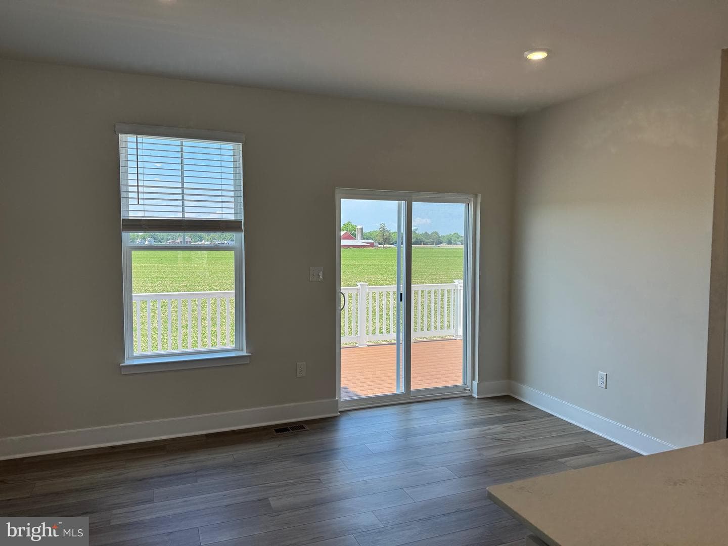 1312 Lake Lucerne Ln photo 8