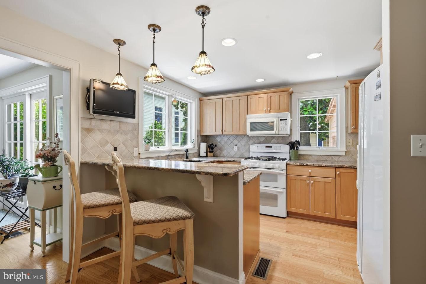 228 South Street photo 17