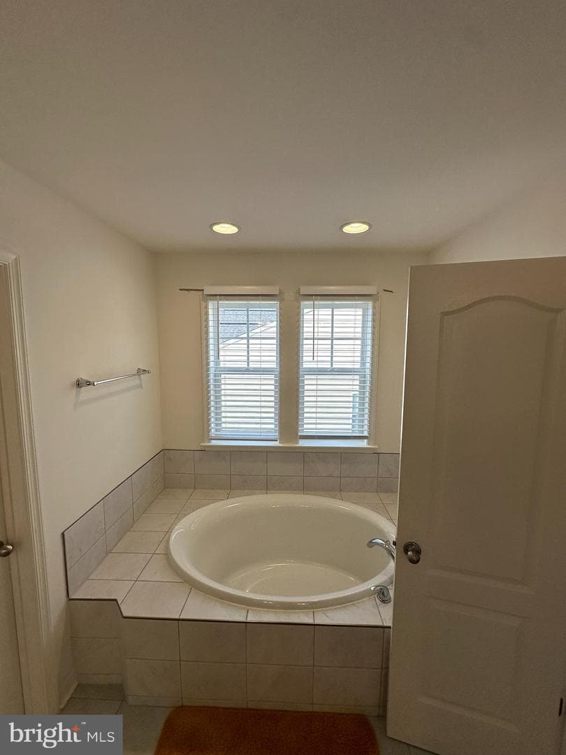 9322 Alloway Drive photo 20