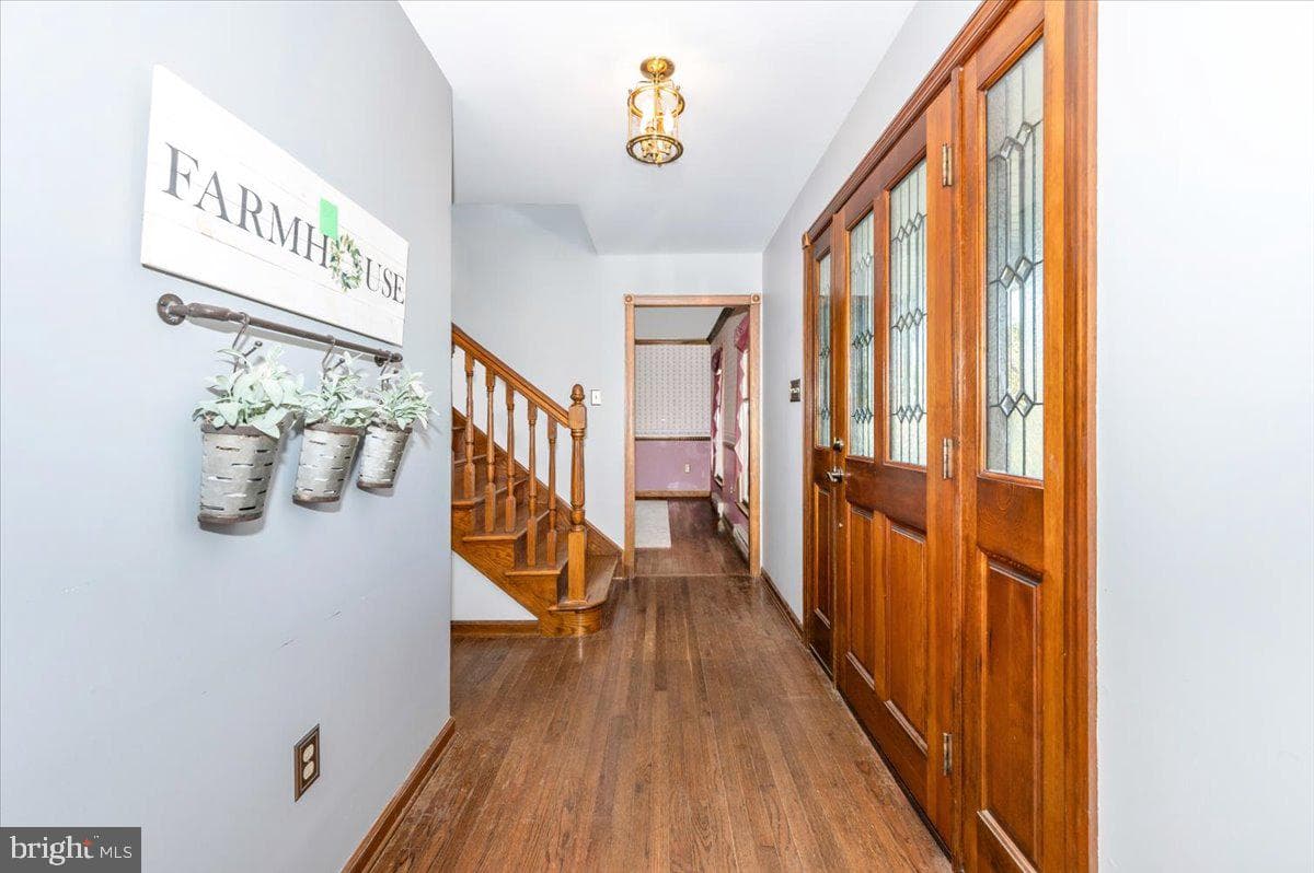 4 Shifflett Place photo 11