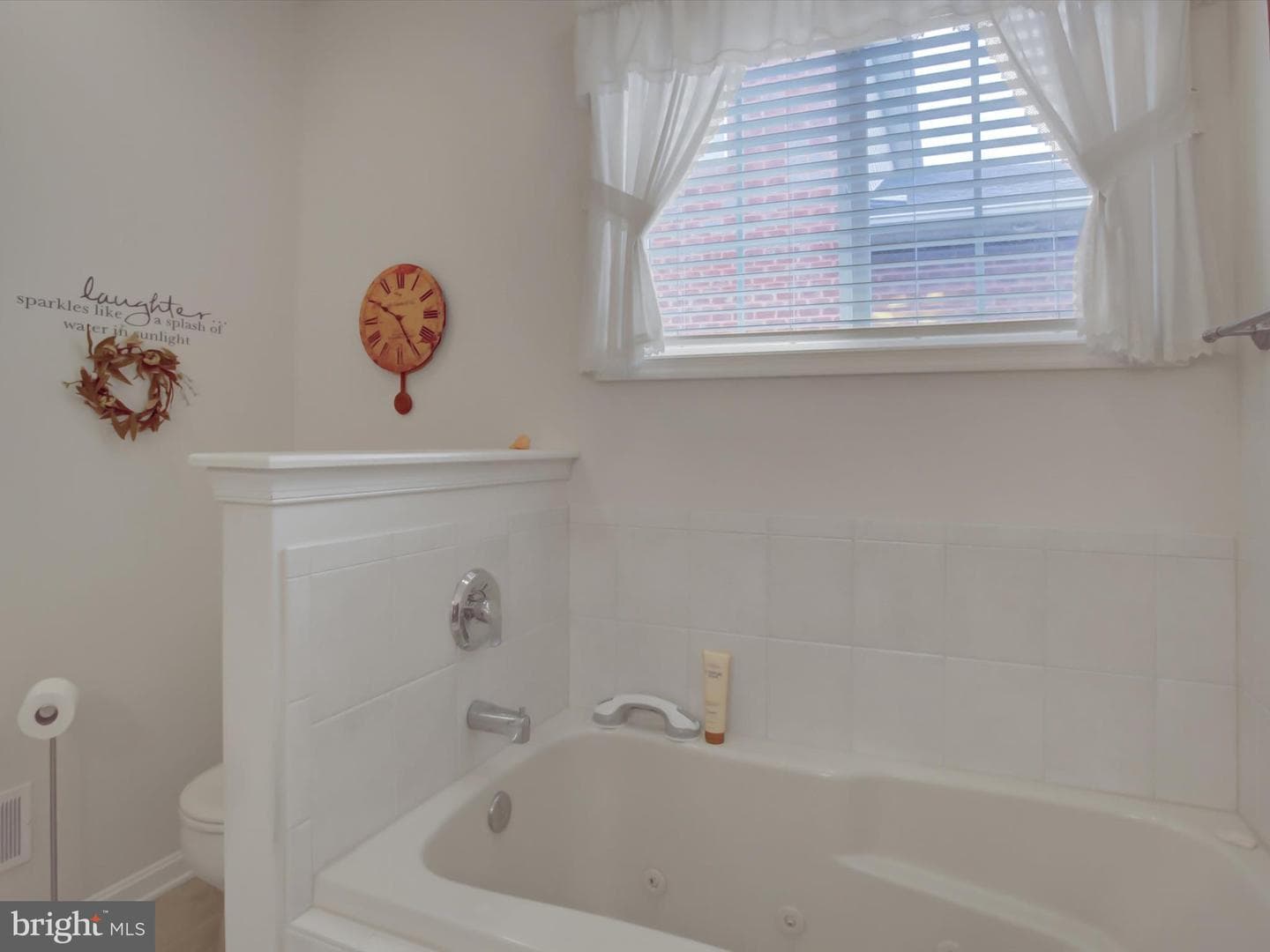 618 Trafalgar Drive photo 23
