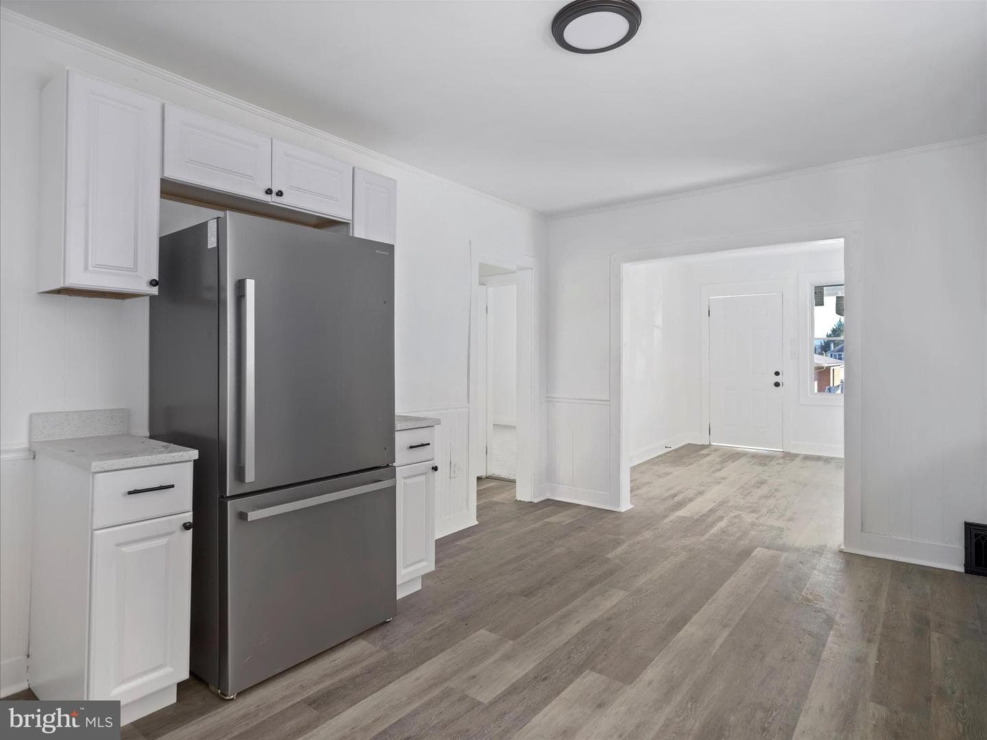541 Guilford Avenue photo 4