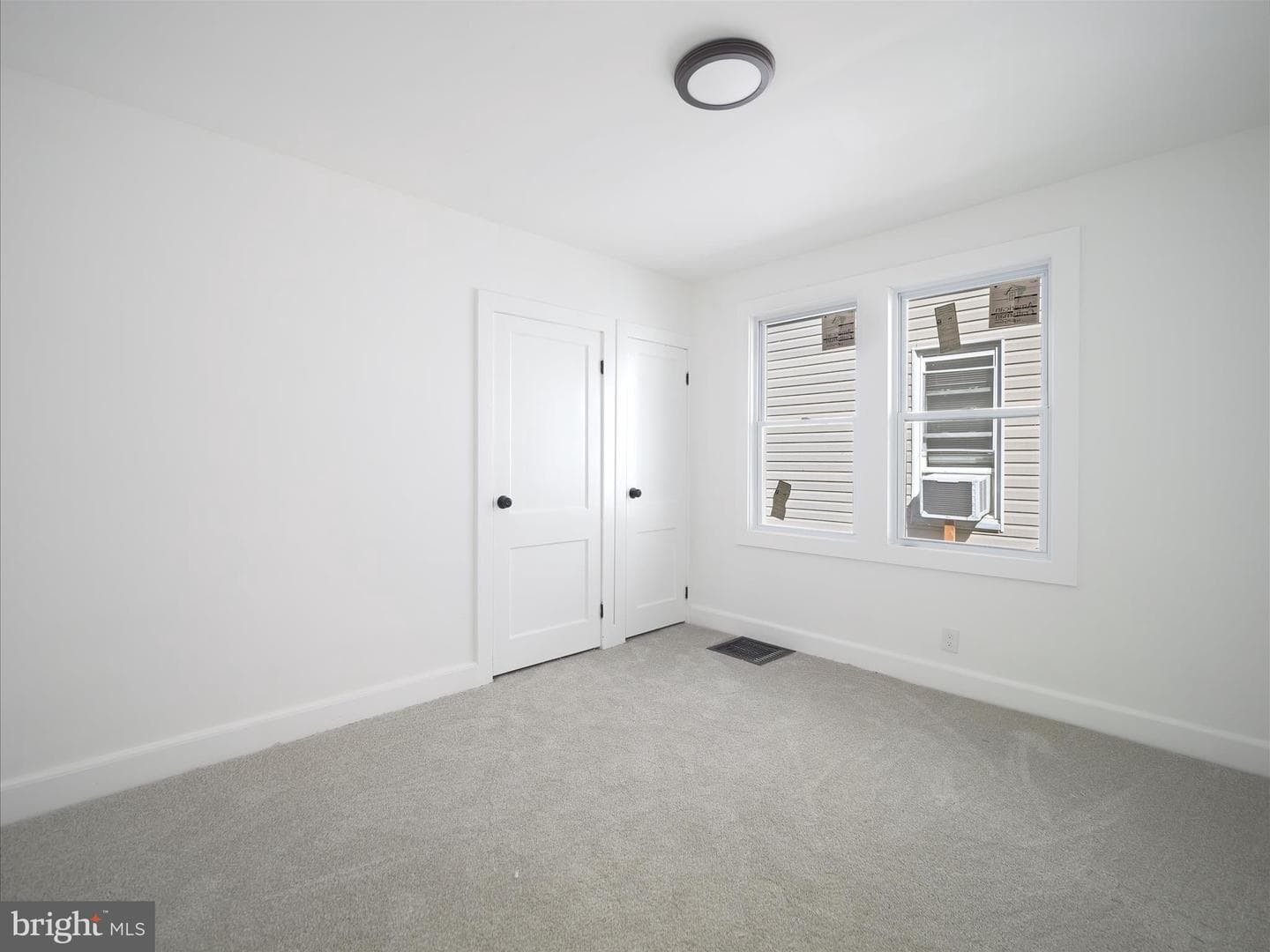 541 Guilford Avenue photo 7