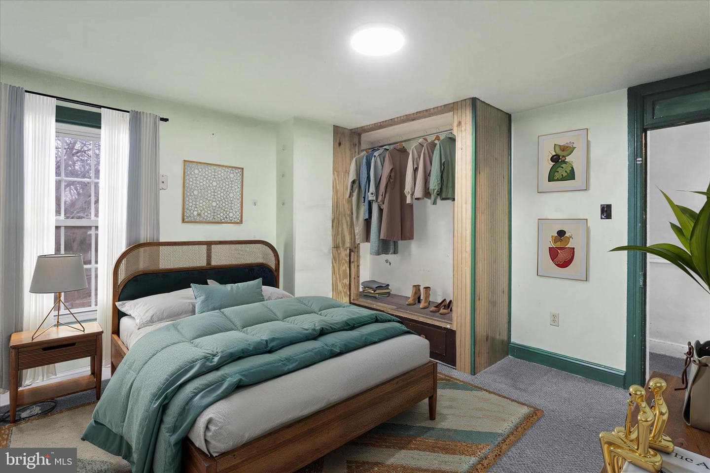 142 East Avenue photo 22