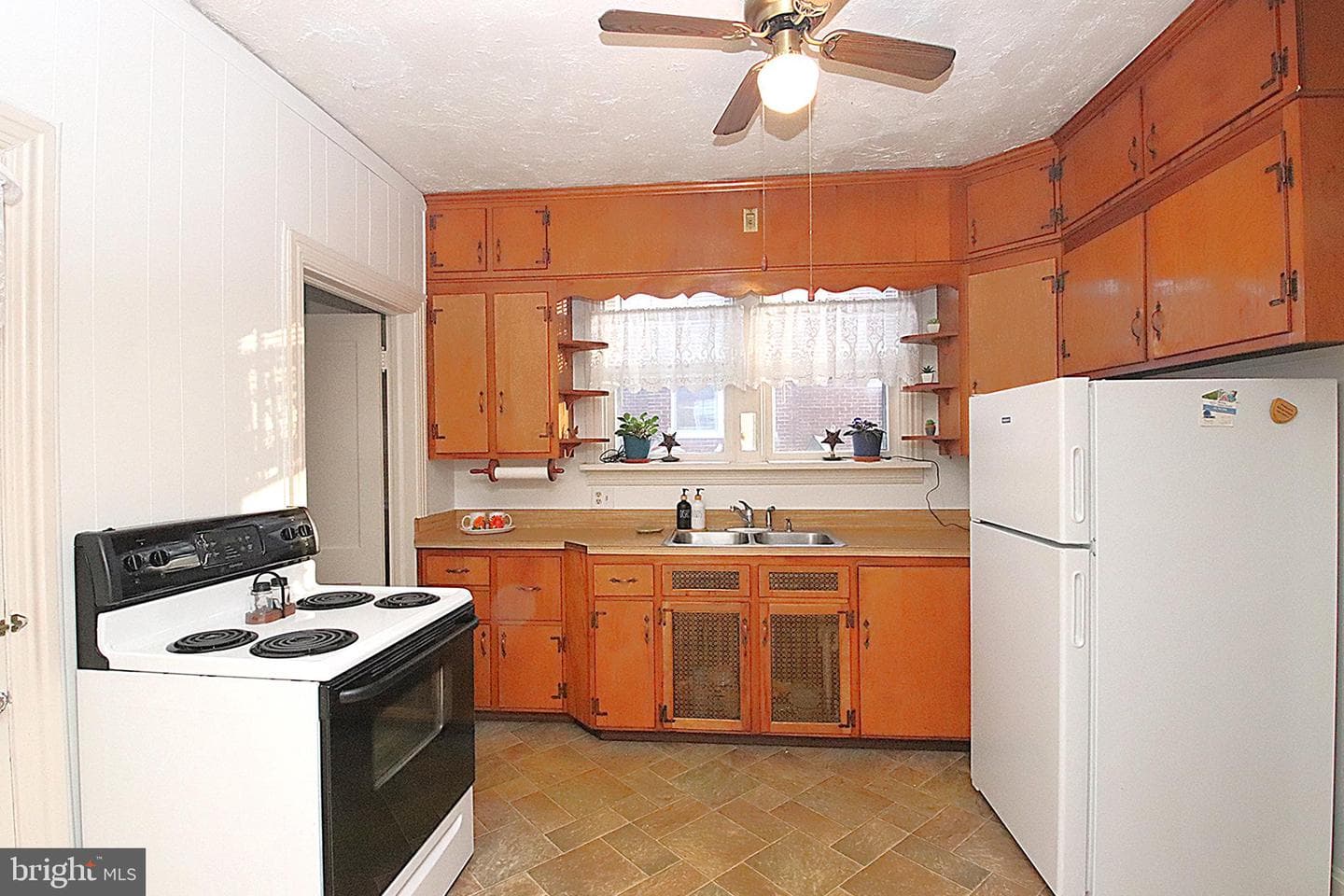 17832 Virginia Avenue photo 19