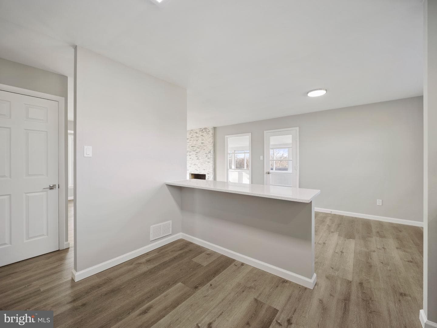 17724 Timberlane photo 11