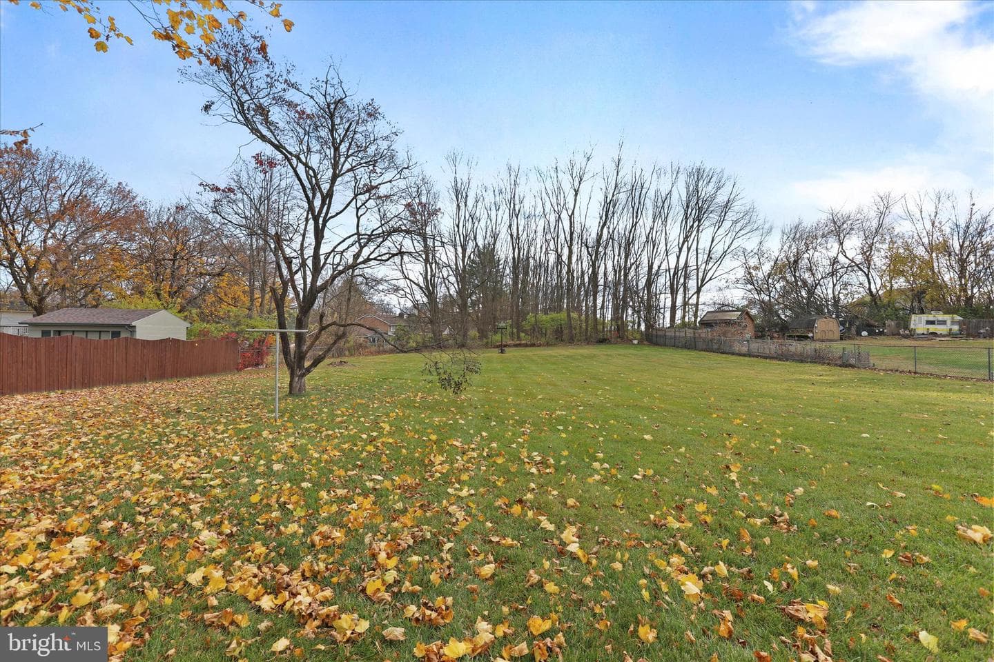 18531 Kent Avenue photo 31