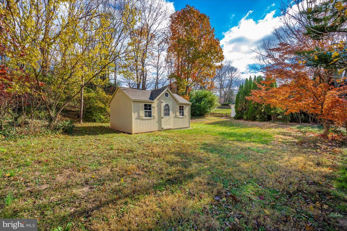 20102 Teakwood Drive photo 59