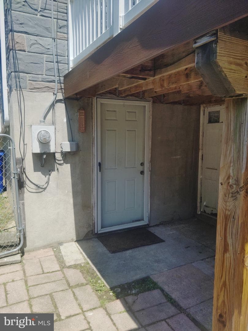446 Stratford Avenue photo 20