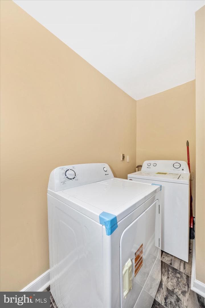 137 E Antietam Street photo 17