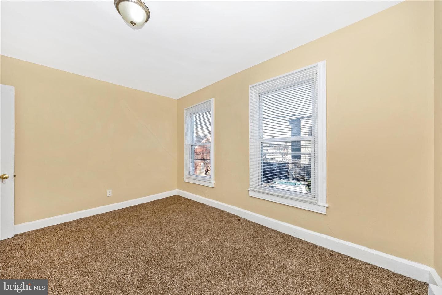 137 E Antietam Street photo 22