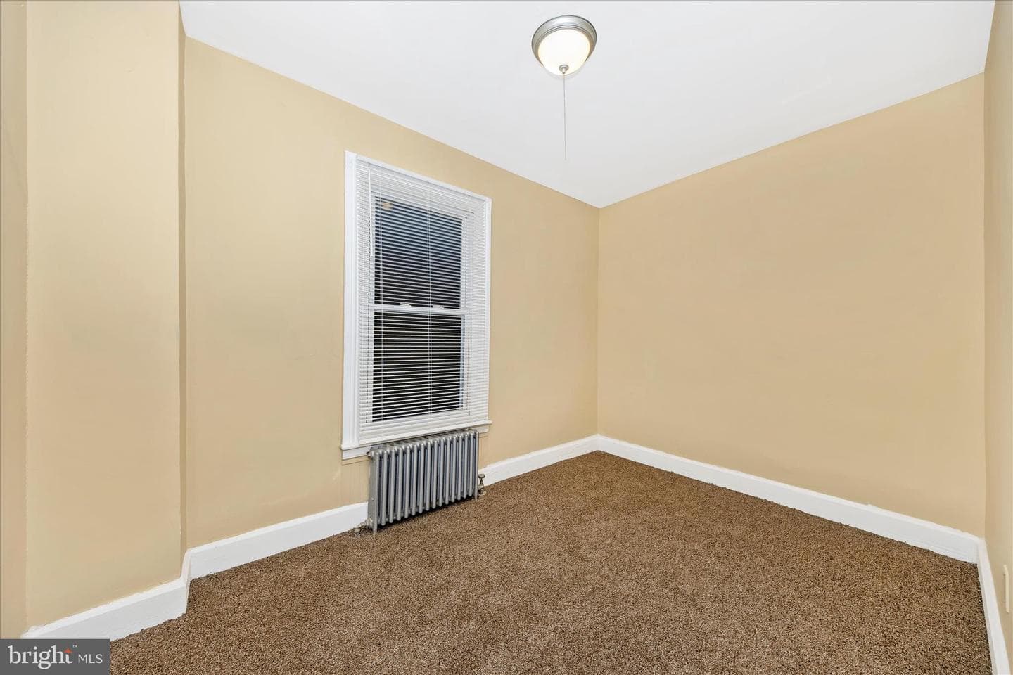 137 E Antietam Street photo 24
