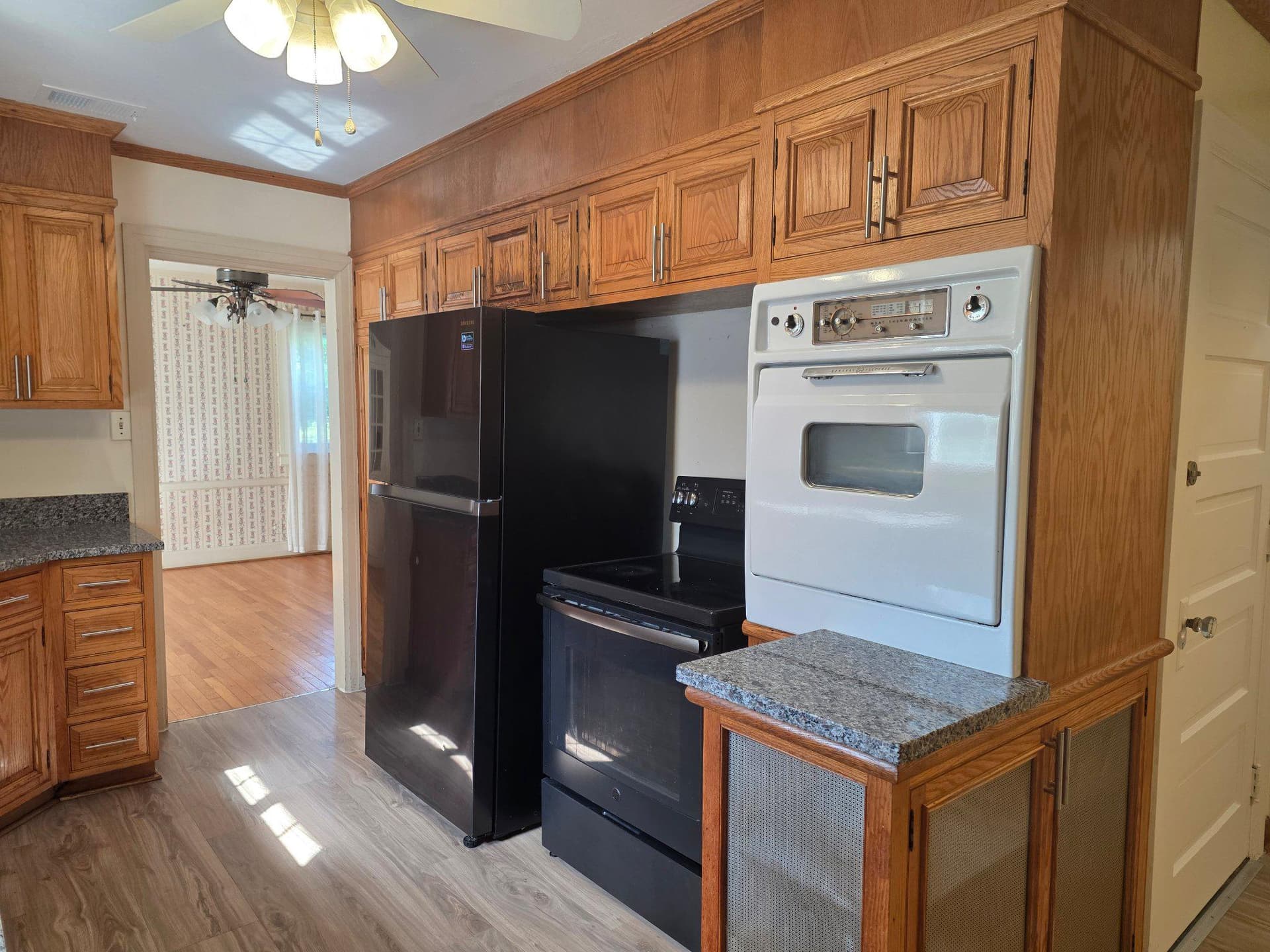 19011 Orchard Terrace Road photo 12