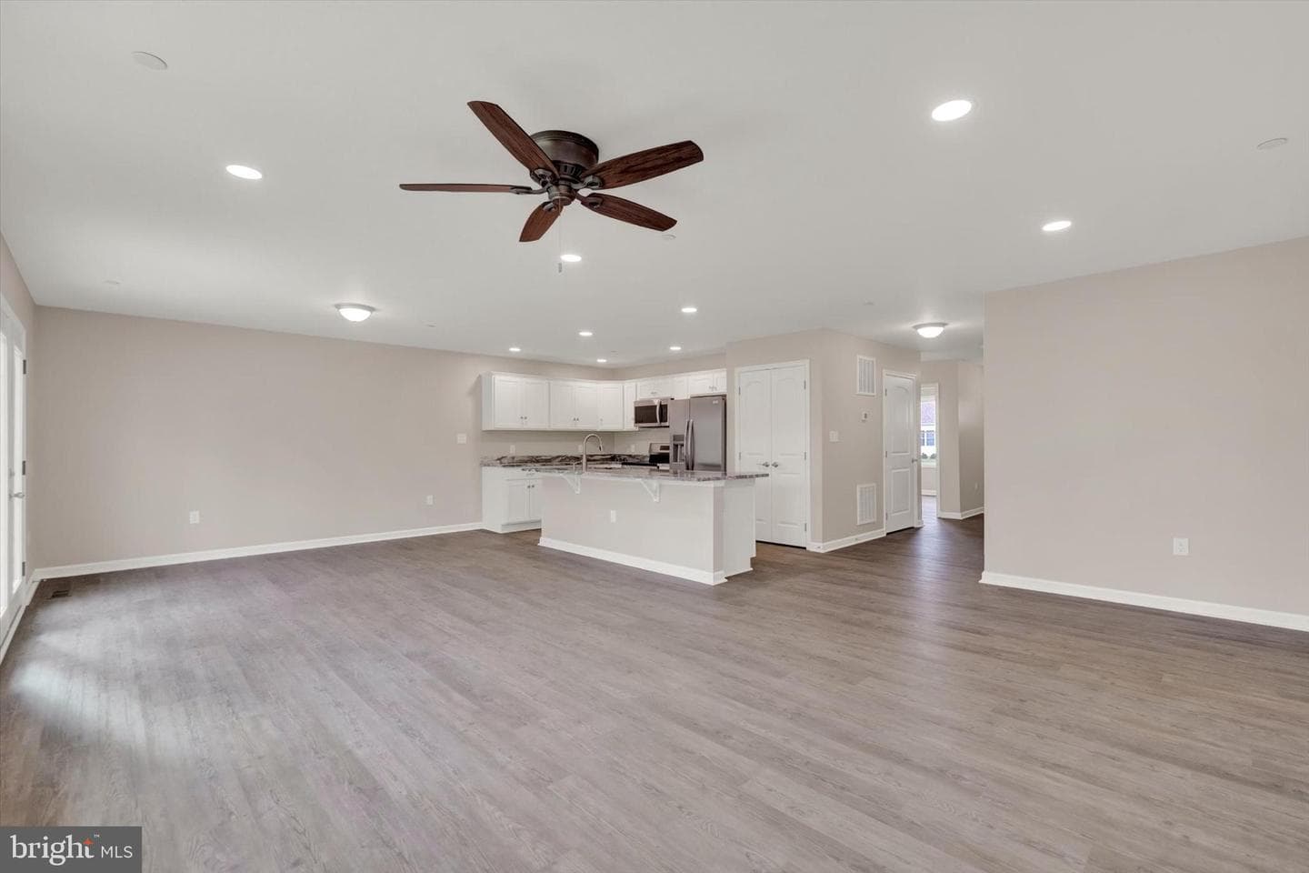 13948 Patriot Way photo 10
