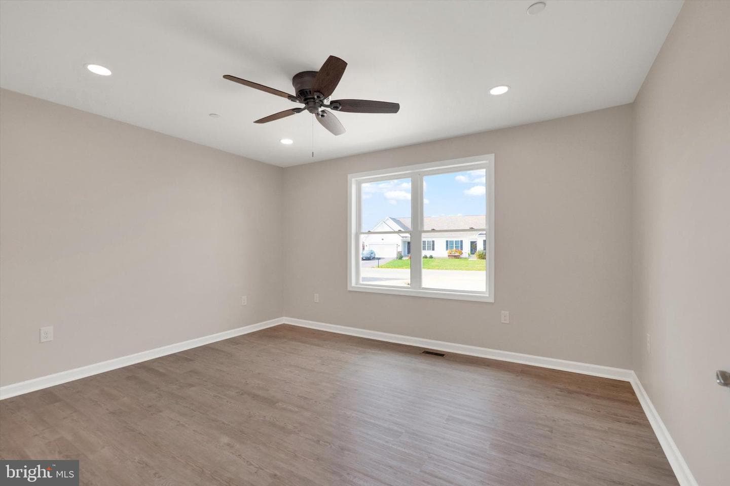 13948 Patriot Way photo 14