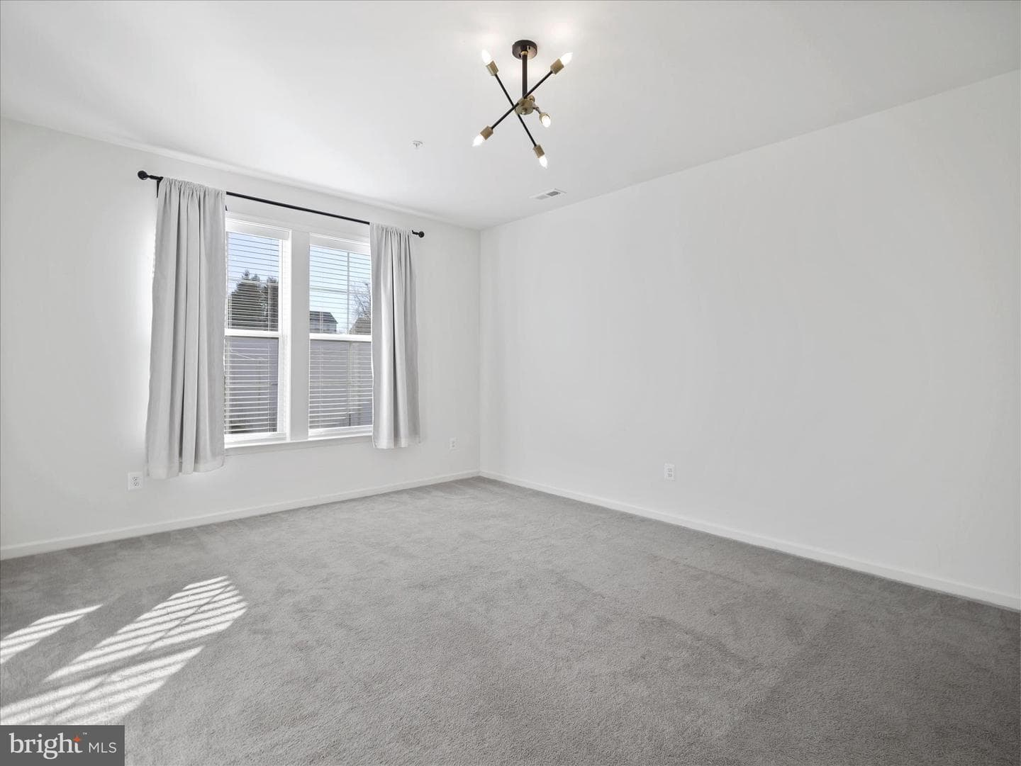 10227 Rashti Court photo 19
