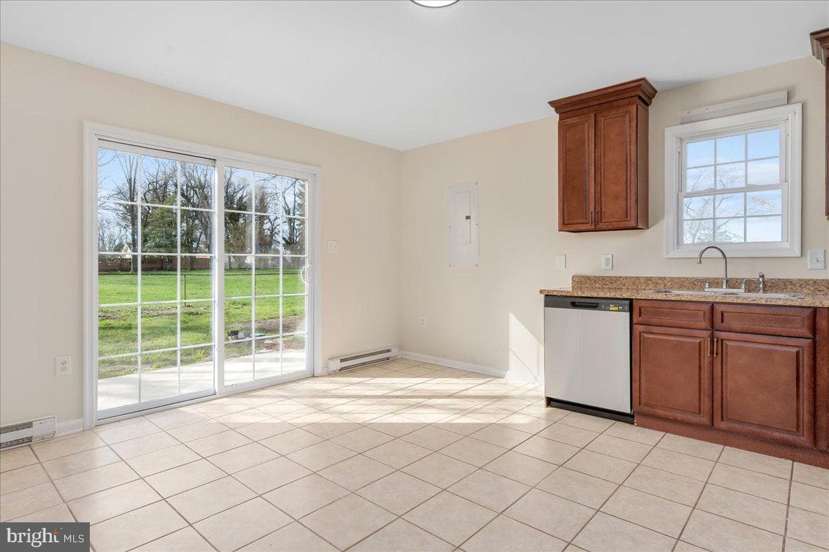 1314 Sherman Avenue photo 6
