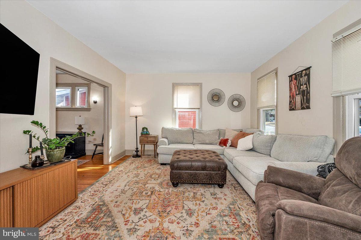 104 Cypress Street photo 12
