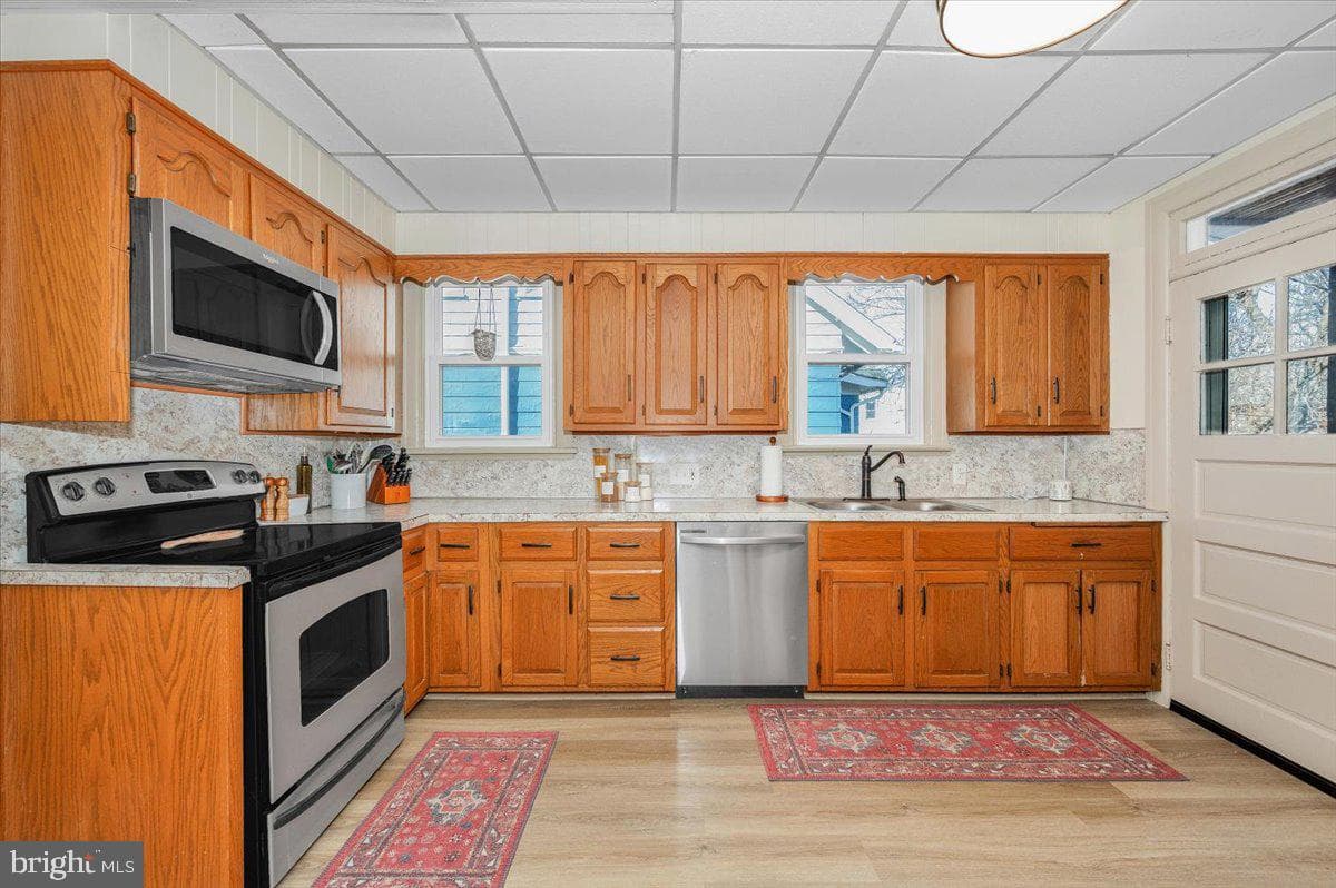 104 Cypress Street photo 18