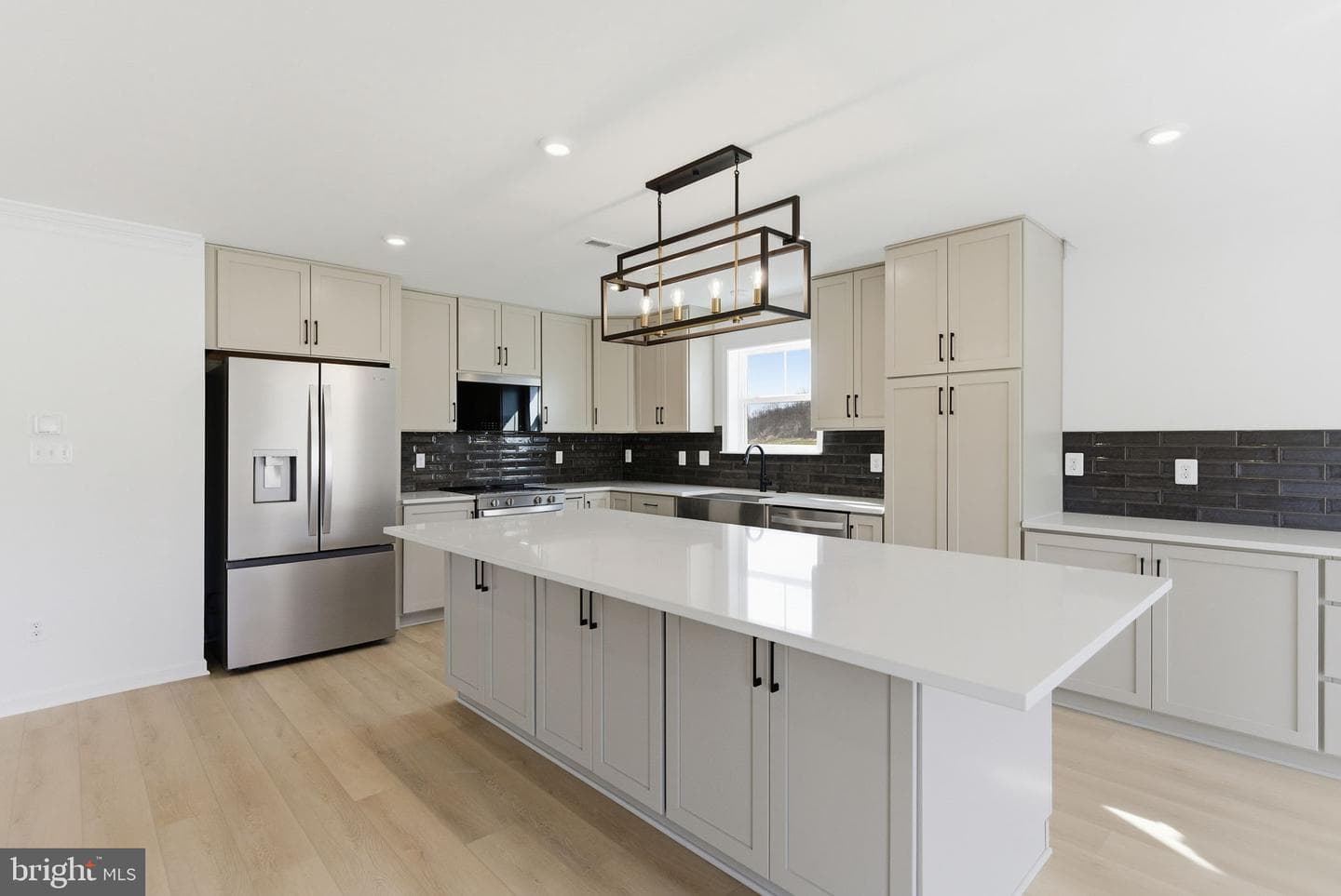 13352 Snapdragon Way photo 6