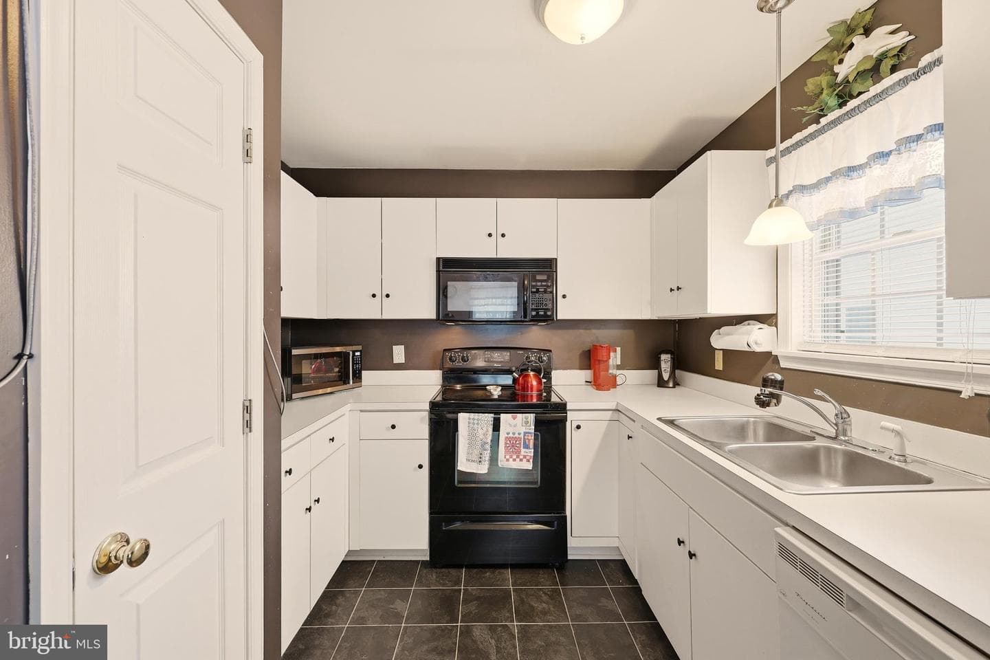 18030 Edith Avenue photo 13