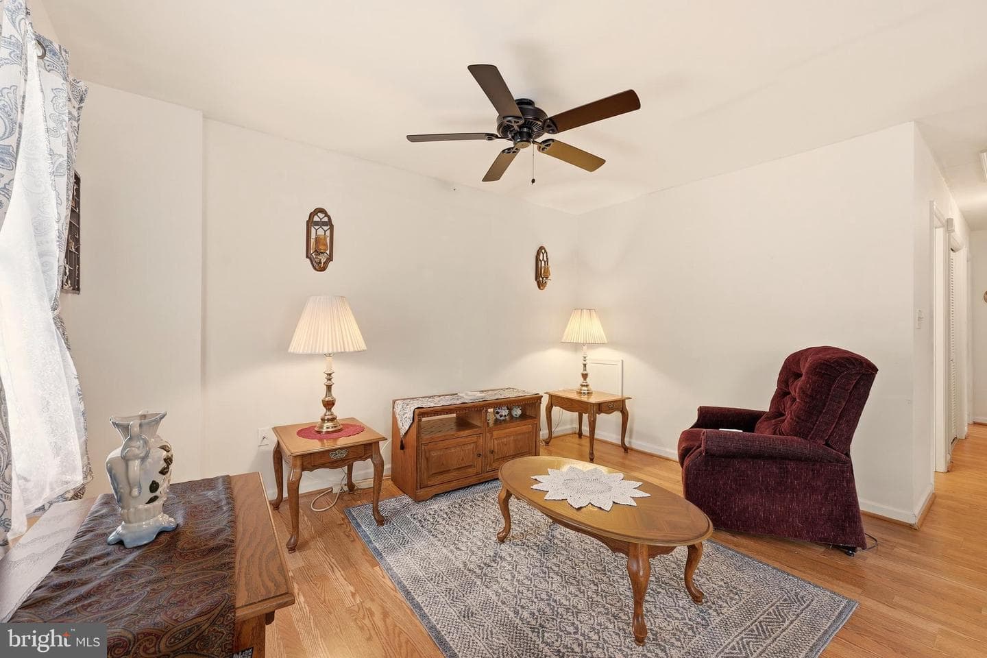 18030 Edith Avenue photo 5