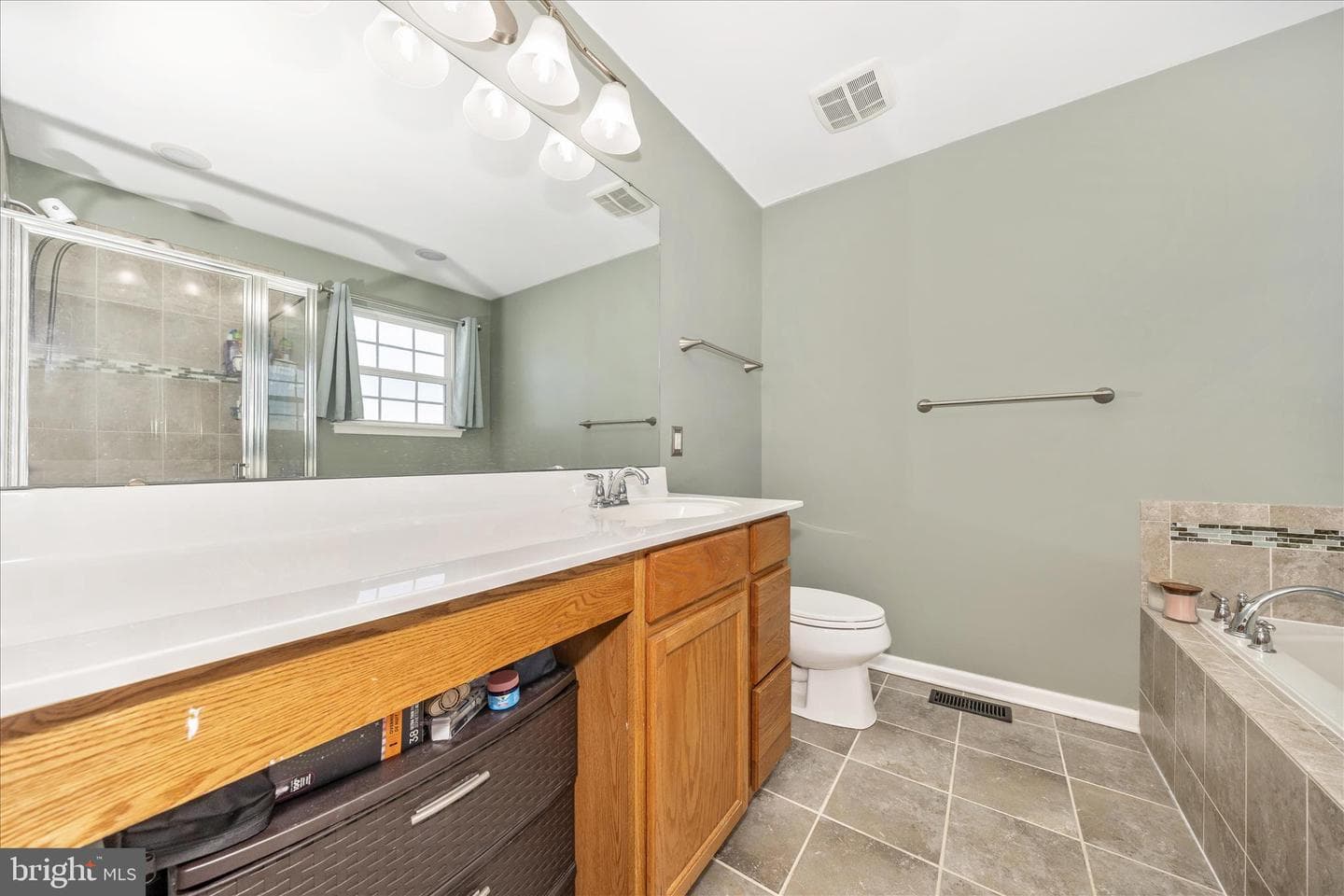 9427 Morning Dew Drive photo 17